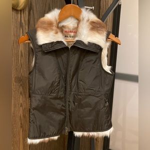 Prada vest like brand new. Made in Italy